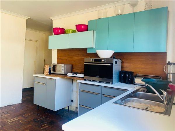 3 Bedroom Property for Sale in Sabata Dalindyebo Square Western Cape